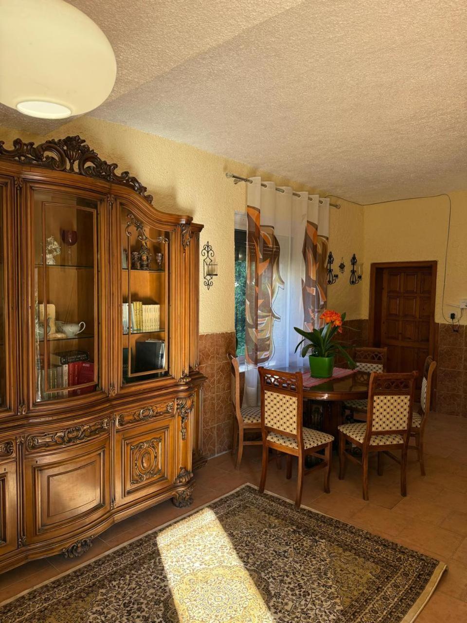 Shkodra Guest House 2 Buitenkant foto